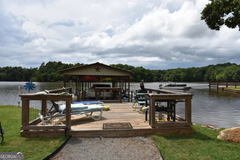 925 Bear Creek Marina RD Mansfield, GA 30055