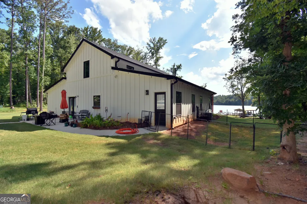 925 Bear Creek Marina RD Mansfield, GA 30055
