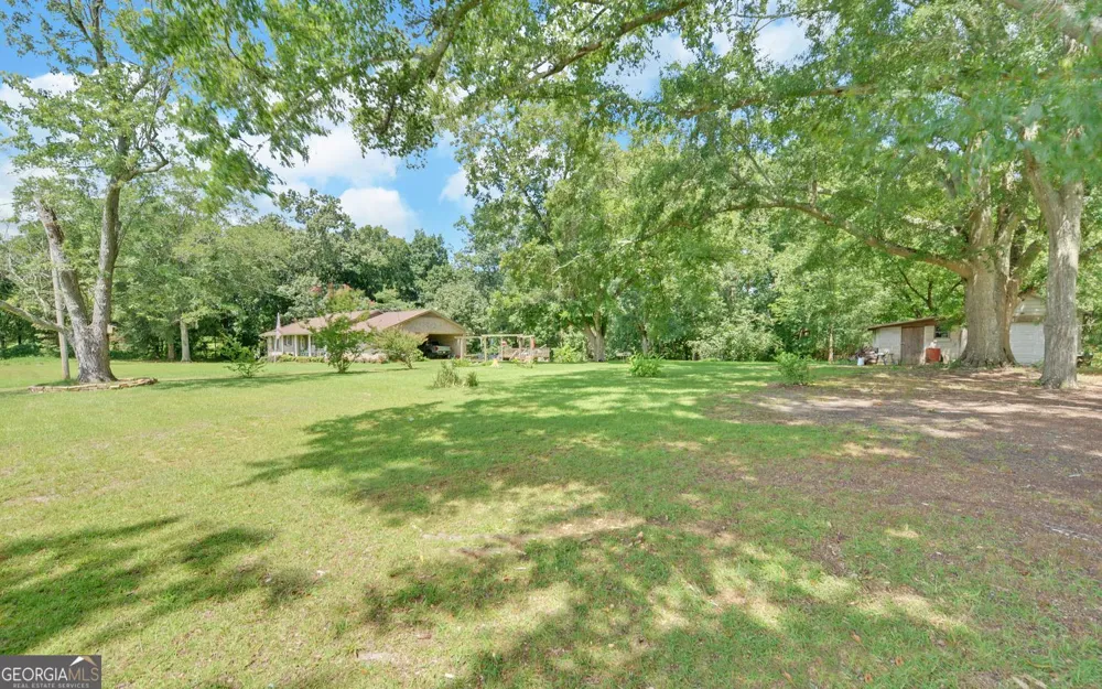 1398 Cleveland Mill RD Hartwell, GA 30643