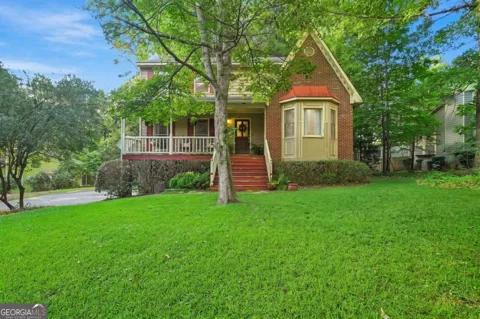 302 Crabapple CT
