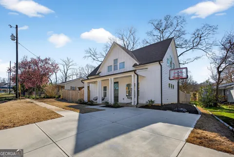 201 Marshall AVE