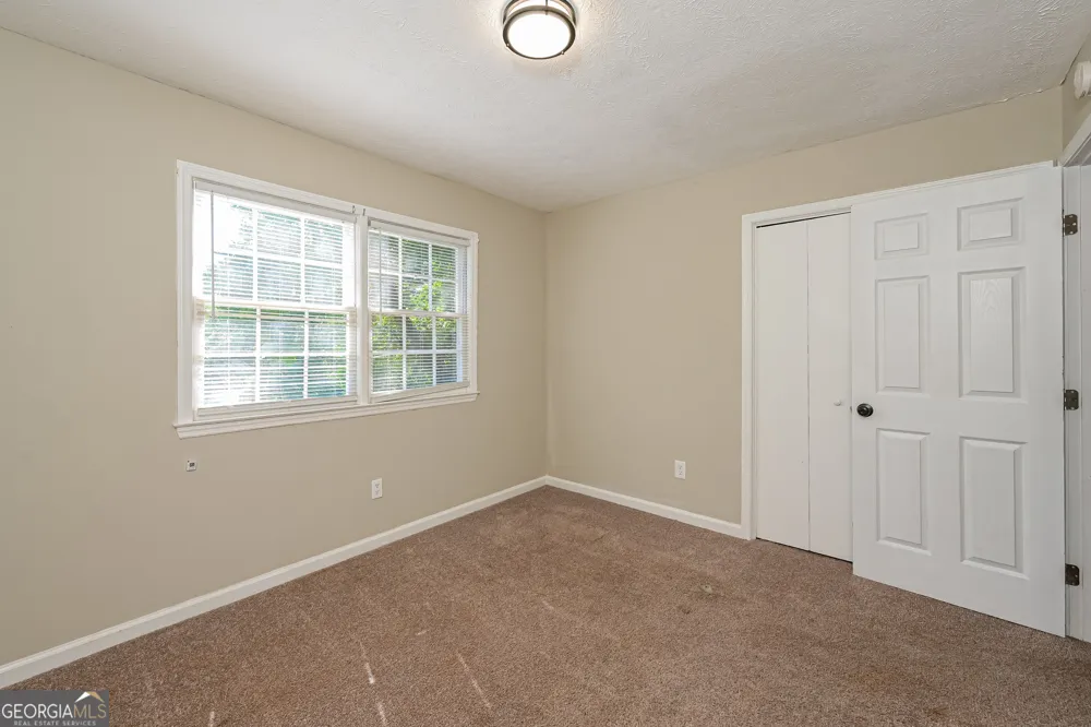 1627 Oak Forest DR SE Conyers, GA 30013