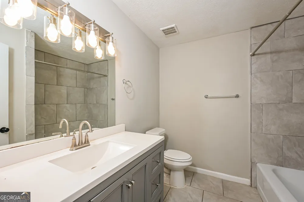 1627 Oak Forest DR SE Conyers, GA 30013