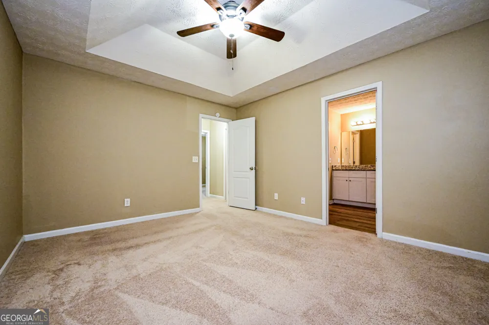 137 Longstreet CIR Oxford, GA 30054