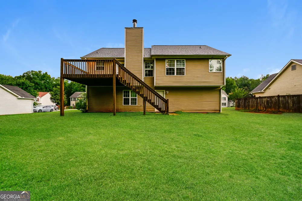 137 Longstreet CIR Oxford, GA 30054