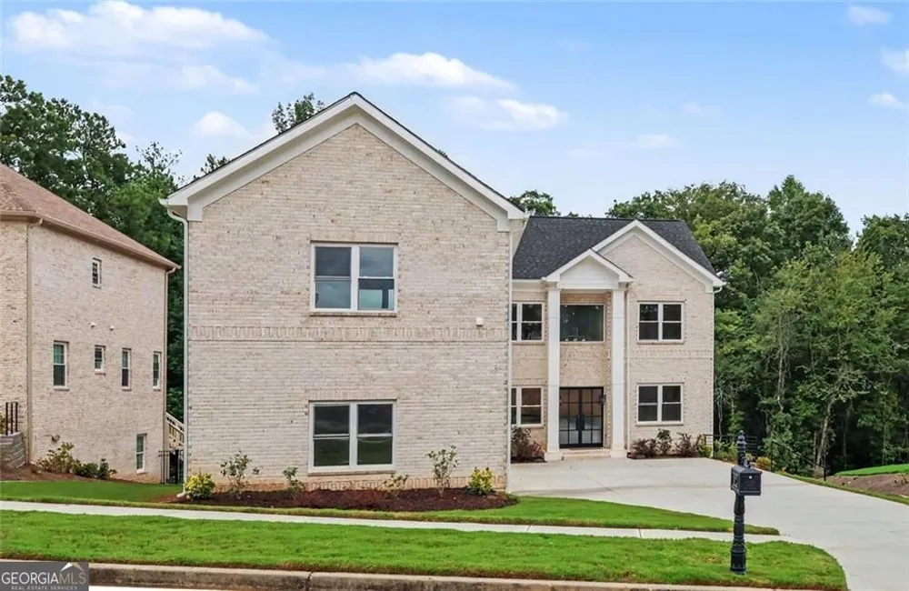 4267 Matisse LN Fairburn, GA 30213