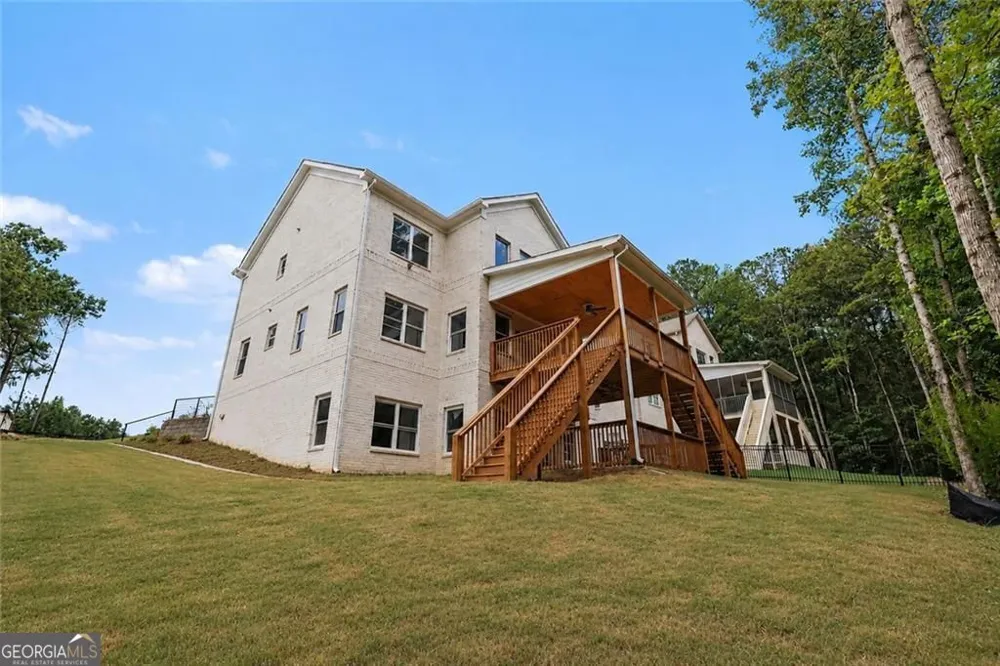 4267 Matisse LN Fairburn, GA 30213