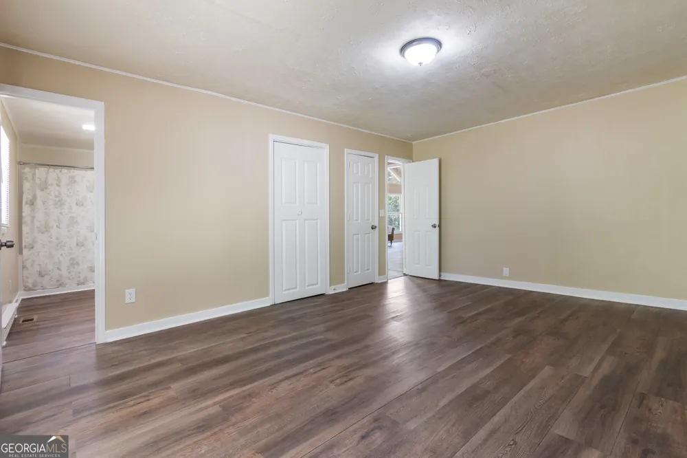 1194 Booger Hollow RD SW Lindale, GA 30147
