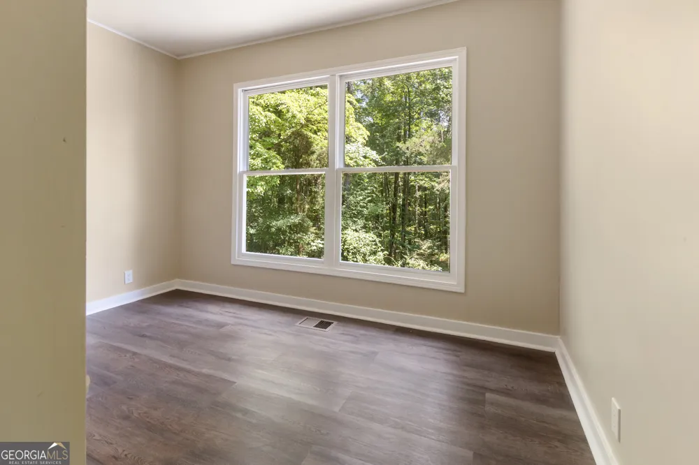 1194 Booger Hollow RD SW Lindale, GA 30147
