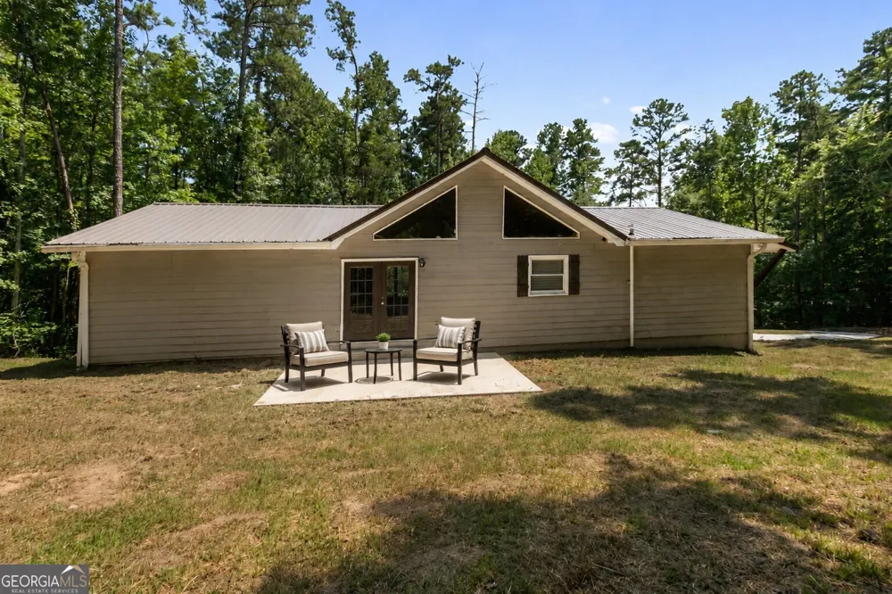 1194 Booger Hollow RD SW Lindale, GA 30147