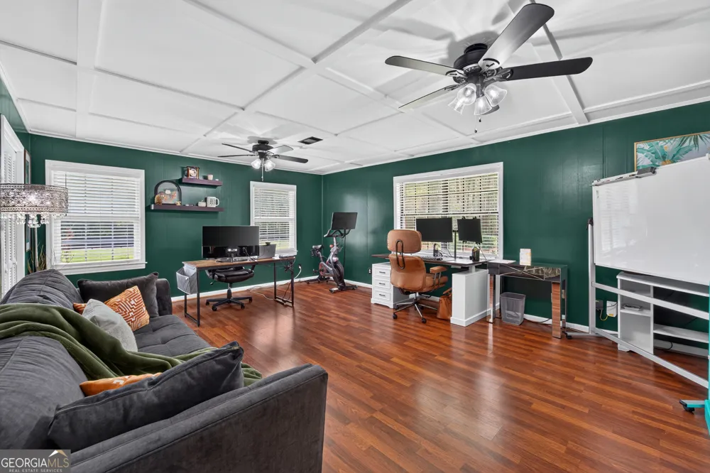 5486 Bowen RD Blackshear, GA 31516