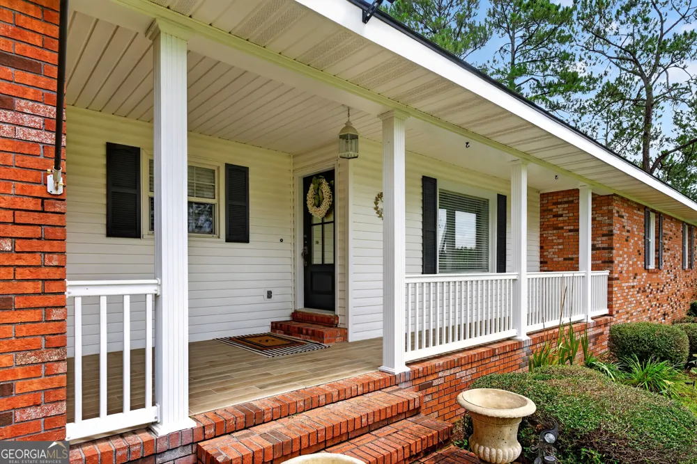 5486 Bowen RD Blackshear, GA 31516
