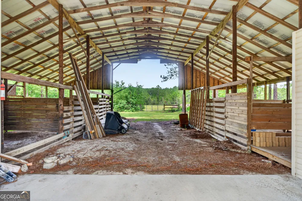 5486 Bowen RD Blackshear, GA 31516