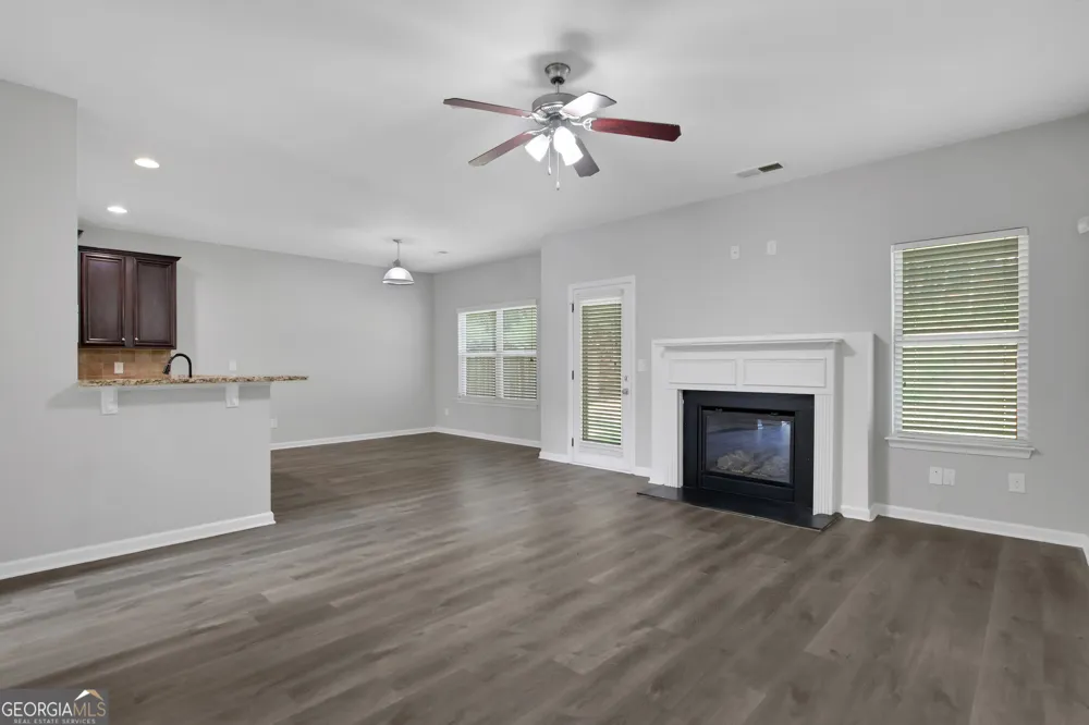 6740 Oak Hill PL Fairburn, GA 30213