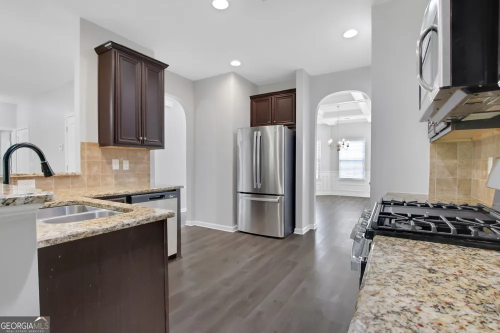 6740 Oak Hill PL Fairburn, GA 30213