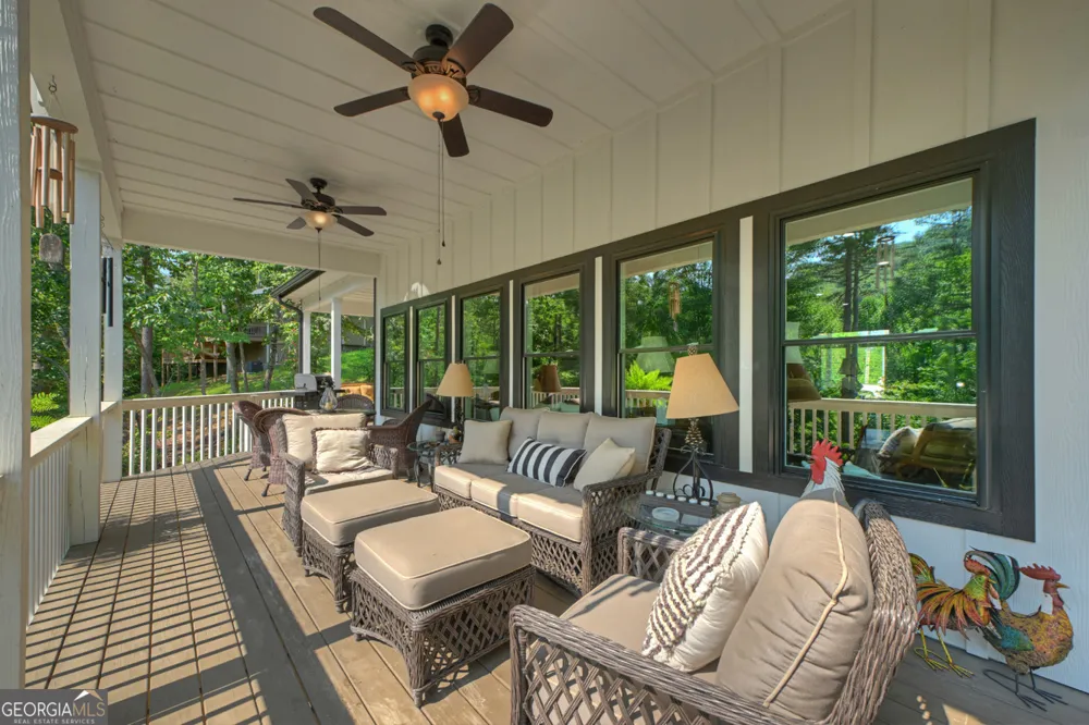 88 Talona Lake LN Ellijay, GA 30536