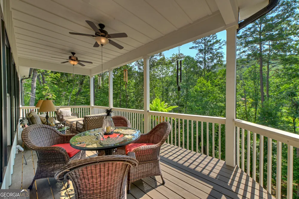 88 Talona Lake LN Ellijay, GA 30536