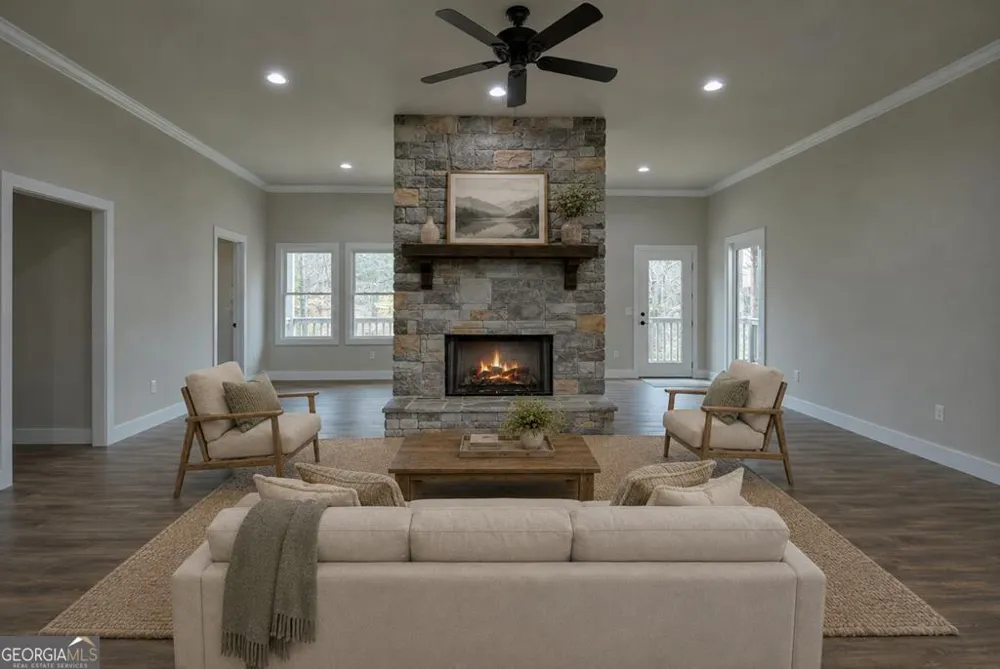 88 Talona Lake LN Ellijay, GA 30536