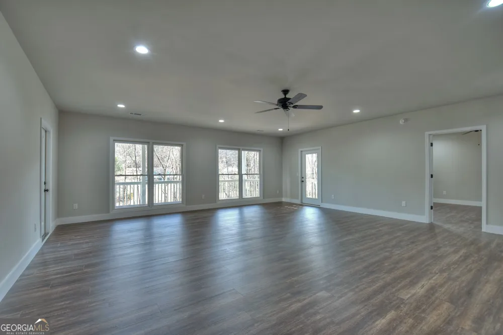 88 Talona Lake LN Ellijay, GA 30536