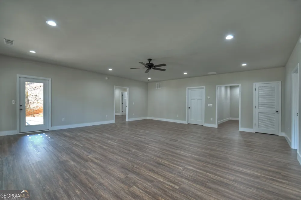 88 Talona Lake LN Ellijay, GA 30536