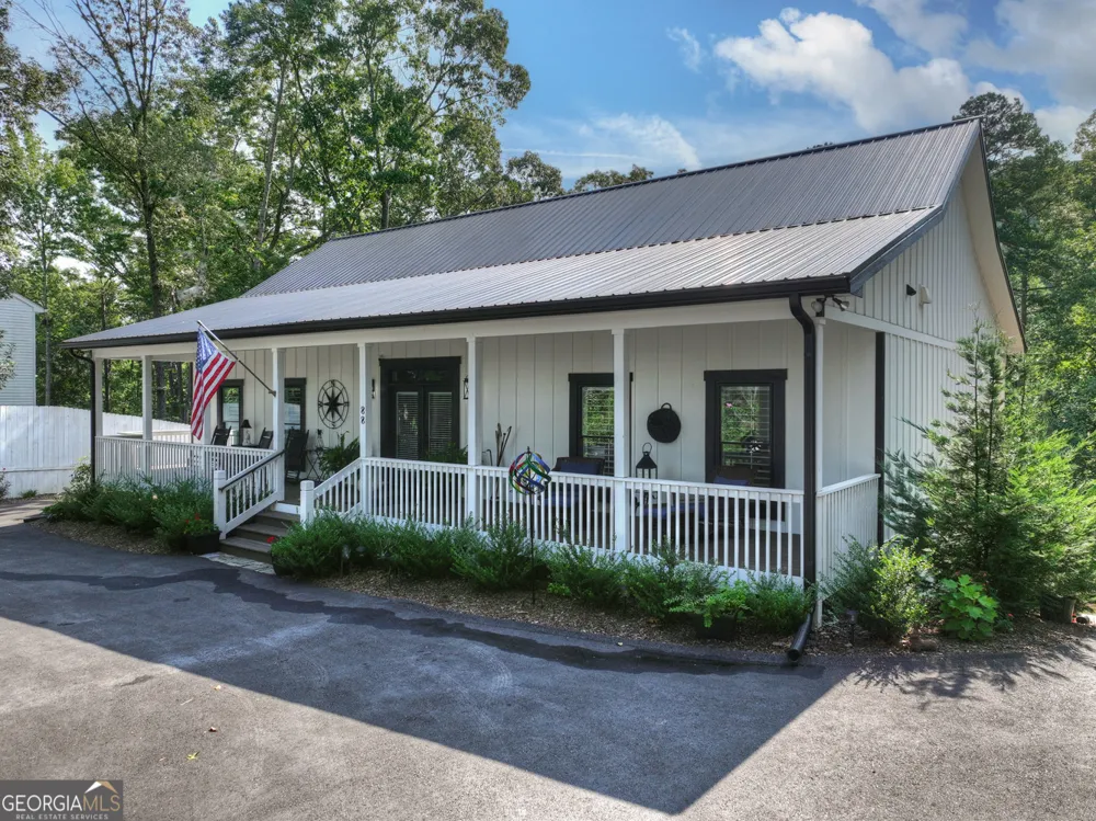 88 Talona Lake LN Ellijay, GA 30536