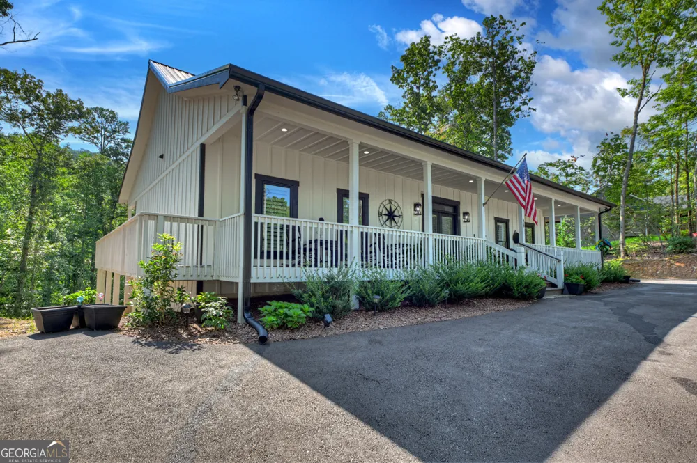 88 Talona Lake LN Ellijay, GA 30536