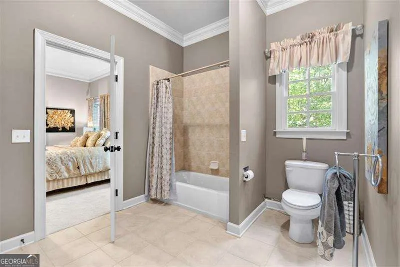 12 Somerset LN Cartersville, GA 30121