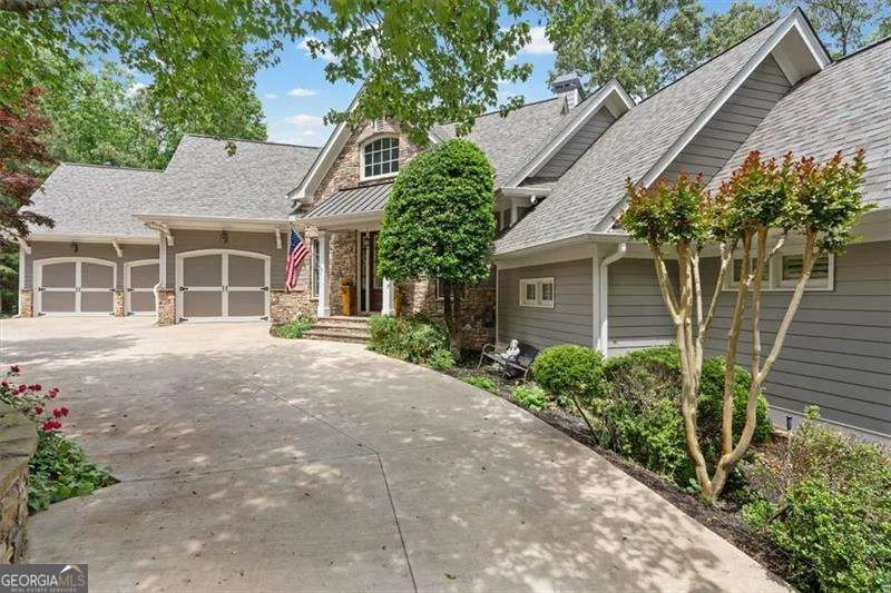 12 Somerset LN Cartersville, GA 30121
