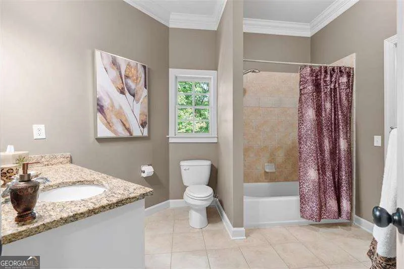 12 Somerset LN Cartersville, GA 30121