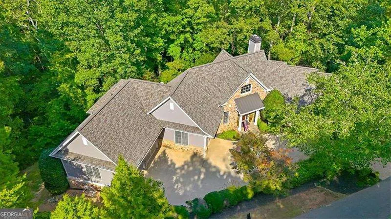 12 Somerset LN Cartersville, GA 30121