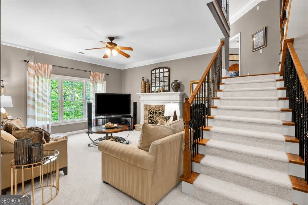12 Somerset LN Cartersville, GA 30121