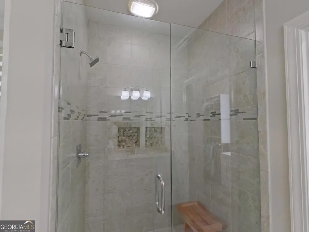 1821 Club DR Greensboro, GA 30642