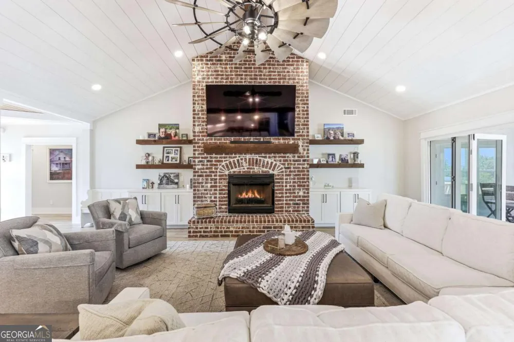 5631 Sandy Creek RD Madison, GA 30650