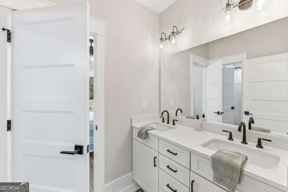 5631 Sandy Creek RD Madison, GA 30650