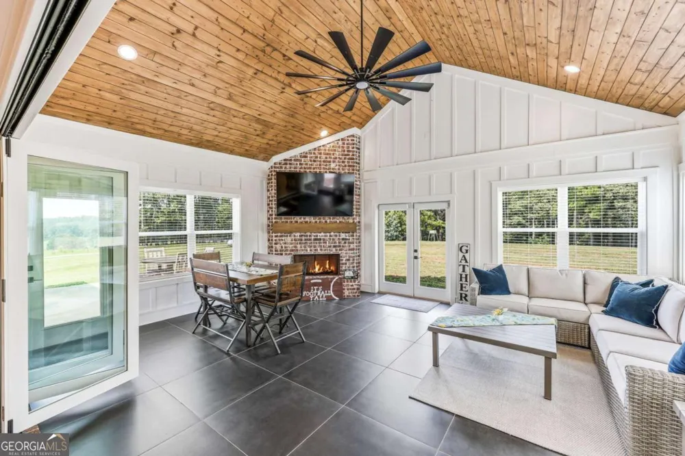 5631 Sandy Creek RD Madison, GA 30650