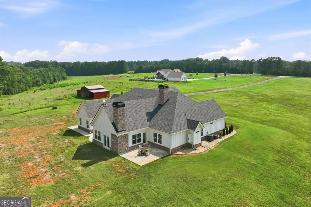 5631 Sandy Creek RD Madison, GA 30650