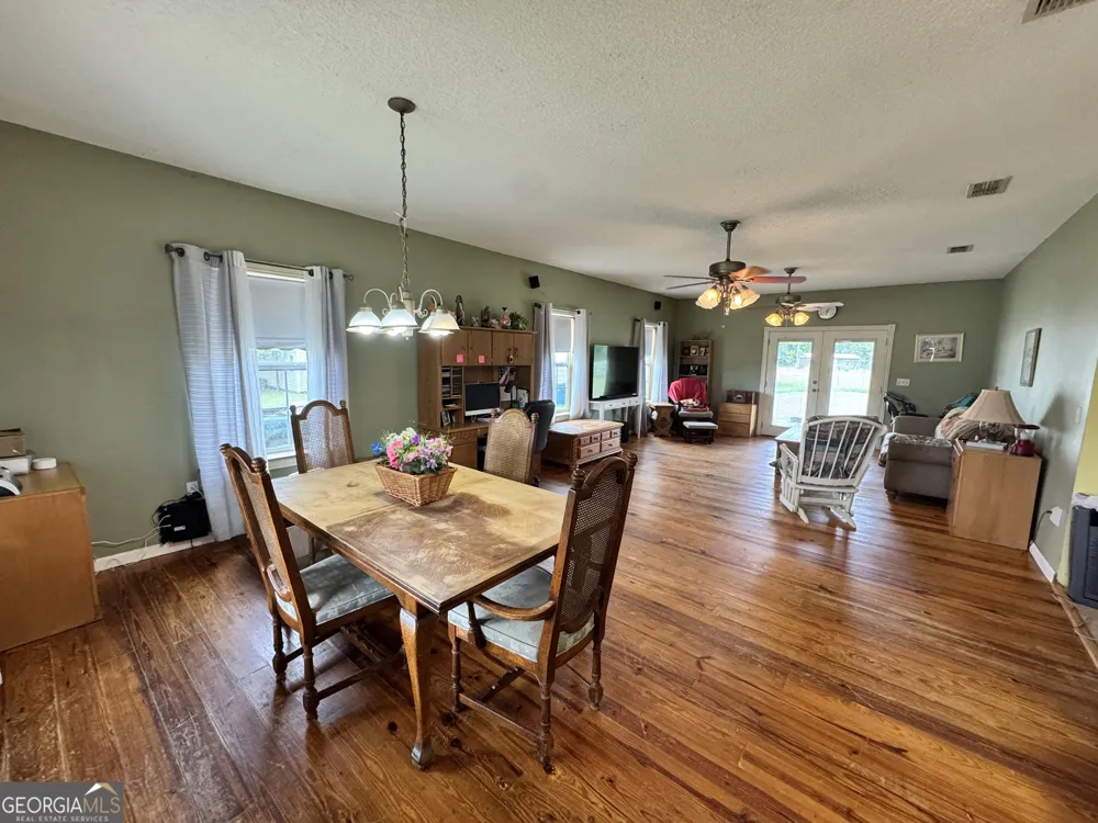 470 Ed Harrell RD Hortense, GA 31543