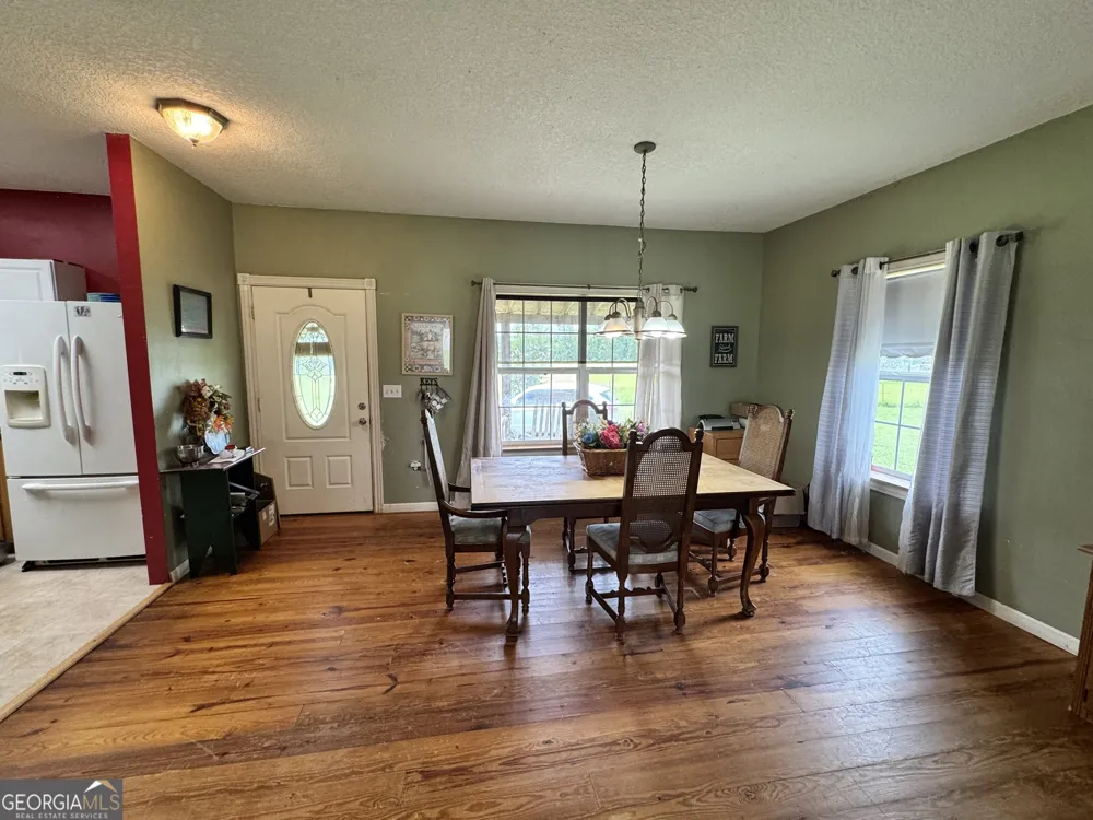 470 Ed Harrell RD Hortense, GA 31543