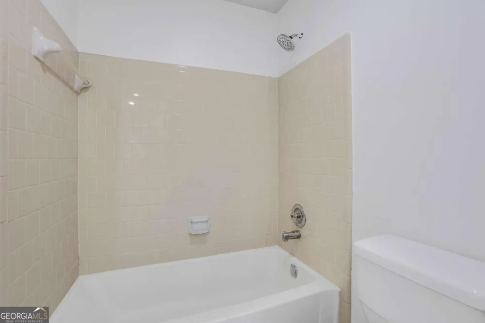 6308 E Windsor LN Norcross, GA 30093