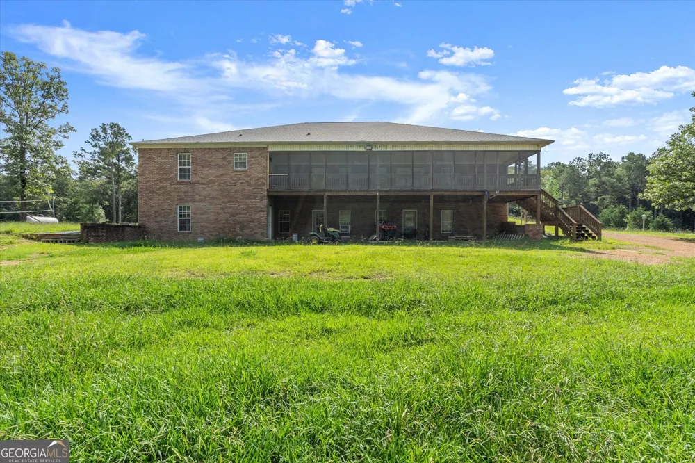 788 Nesbit LOOP NE Resaca, GA 30735