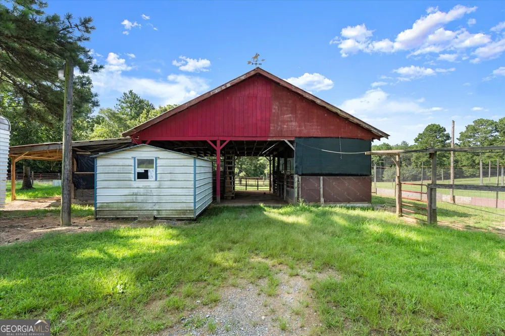 788 Nesbit LOOP NE Resaca, GA 30735