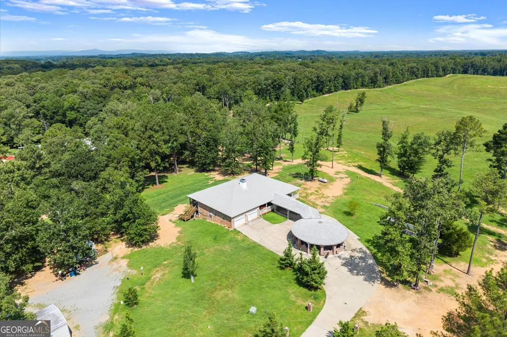 788 Nesbit LOOP NE Resaca, GA 30735