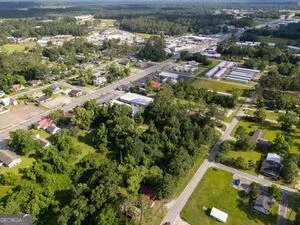 340 S Main ST Baxley, GA 31513
