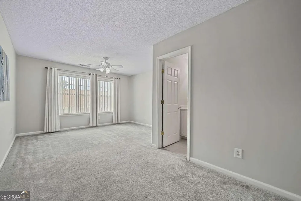 124 CAMRY LN Grayson, GA 30017