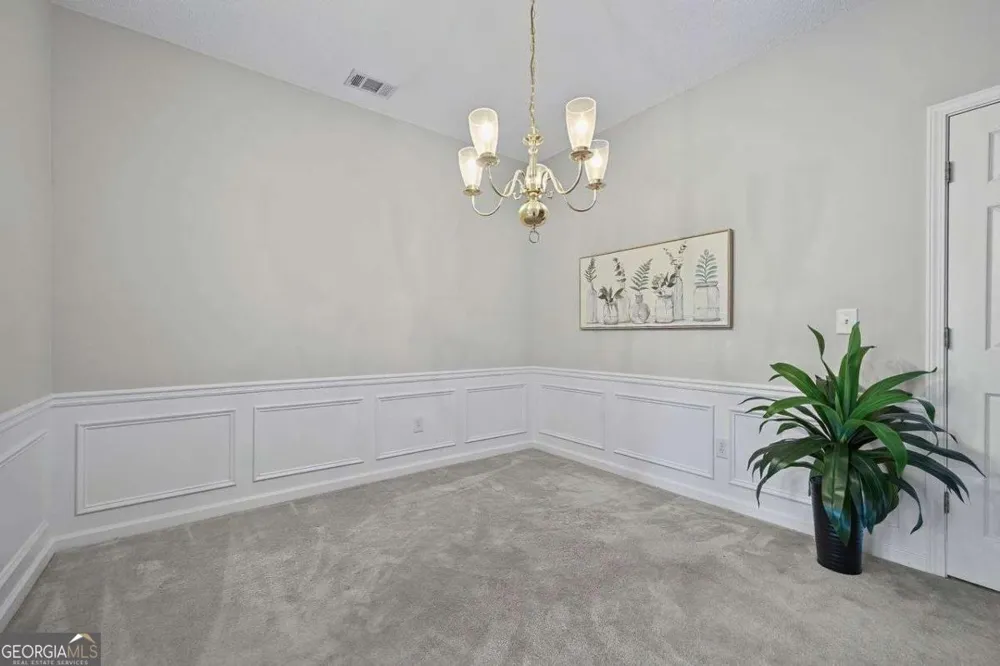 124 CAMRY LN Grayson, GA 30017