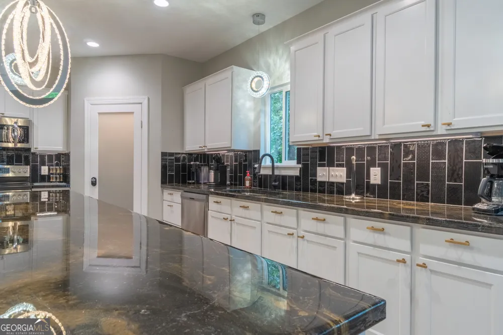 418 Wilfar Strasse Helen, GA 30545