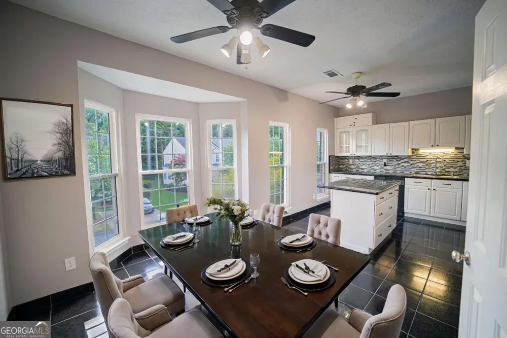 2077 Pinnacle Pointe DR Norcross, GA 30071