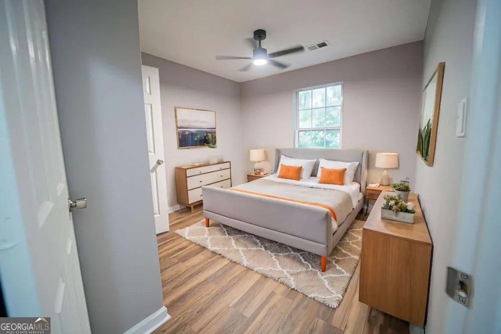 2077 Pinnacle Pointe DR Norcross, GA 30071