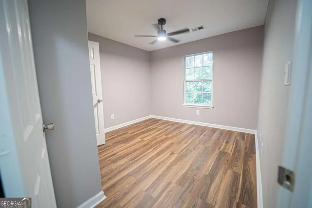 2077 Pinnacle Pointe DR Norcross, GA 30071