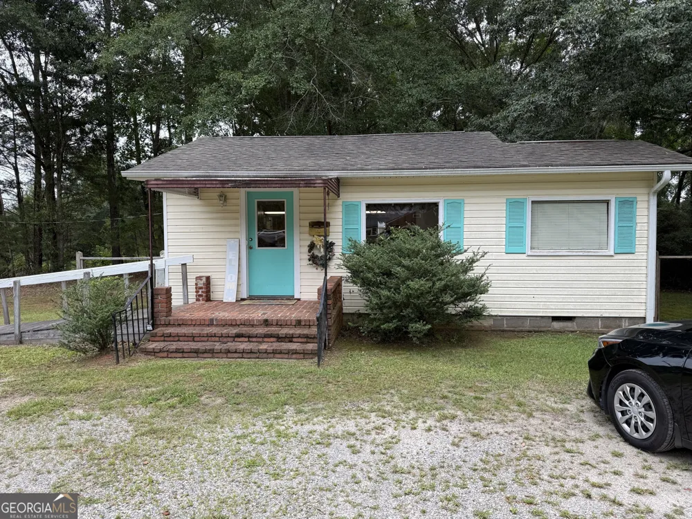 122 Northeast ST E Monticello, GA 31064